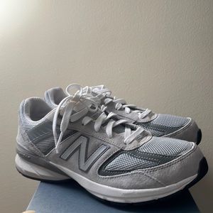 New balance 990v5